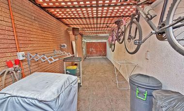 Casa en venta 4 dormitorios 3 baños en Ñuñoa
