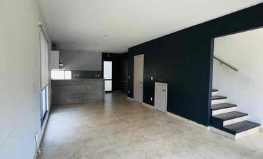 casa en renta villas del campo dentro de privada