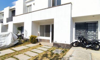 Casa en renta Privada 3 recámaras 3 baños alberca juegos, Residencial Murano, León, Gto