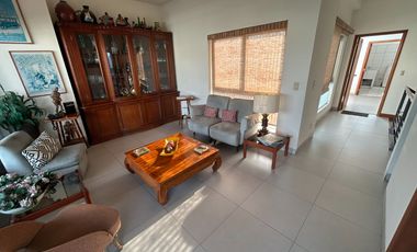 LINDO DPTO DUPLEX, 4 DORMITORIOS, AMPLIO E ILUMINADO