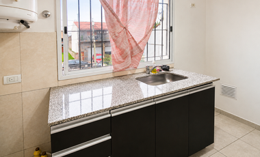 Castelar Norte - Venta - Departamento 2 Ambientes