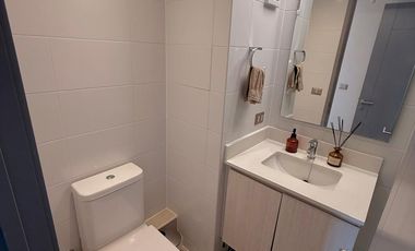 Se arriendo departamento en Av. Cerro Paranal Moderno de 2D-2B !Una vista que te encantará!