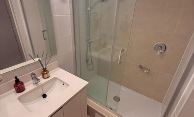 Se arriendo departamento en Av. Cerro Paranal Moderno de 2D-2B !Una vista que te encantará!