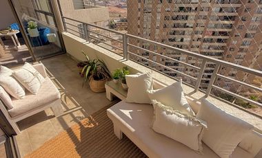Se arriendo departamento en Av. Cerro Paranal Moderno de 2D-2B !Una vista que te encantará!