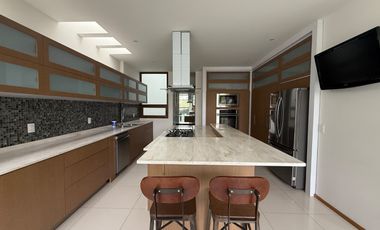 Casa en privada en cumbres de Santa Fe
