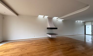 Casa en privada en cumbres de Santa Fe