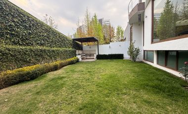 Casa en privada en cumbres de Santa Fe