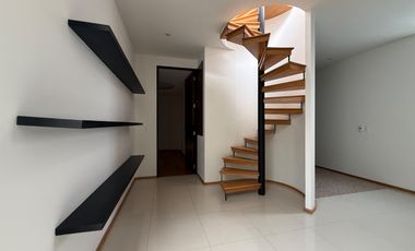 Casa en privada en cumbres de Santa Fe