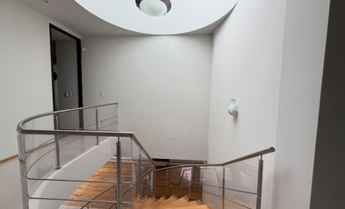 Casa en privada en cumbres de Santa Fe