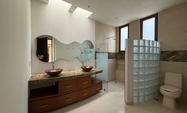 Casa en privada en cumbres de Santa Fe
