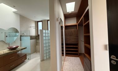 Casa en privada en cumbres de Santa Fe