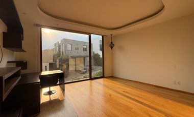 Casa en privada en cumbres de Santa Fe