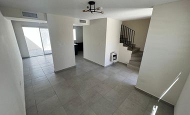 ALLEZA BOREAL, EXCELENTE CASA EN RENTA POR UVM, CON ALBERCA Y JUEGOS INFANTILES