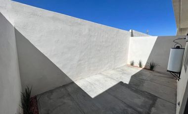 ALLEZA BOREAL, EXCELENTE CASA EN RENTA POR UVM, CON ALBERCA Y JUEGOS INFANTILES