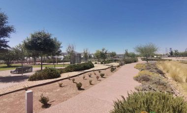 ALLEZA BOREAL, EXCELENTE CASA EN RENTA POR UVM, CON ALBERCA Y JUEGOS INFANTILES