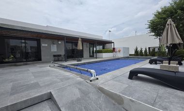 CASA EN RENTA SANTA FE  JURIQUILLA EL CAPRICHO QUERETARO.