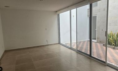CASA EN RENTA SANTA FE  JURIQUILLA EL CAPRICHO QUERETARO.