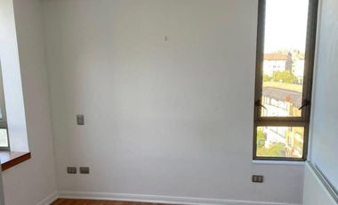 Se arrienda departamento de 110 m2 en el piso 9 en el Edificio Puerto Andalué ubicado en avenida Andalué en San Pedro de La Paz.