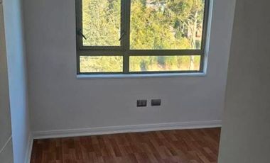Se arrienda departamento de 110 m2 en el piso 9 en el Edificio Puerto Andalué ubicado en avenida Andalué en San Pedro de La Paz.