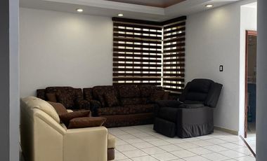 EN RENTA/ VENTA CASA DE 5 RECAMARAS SIN MUEBLES  EN COL TILA