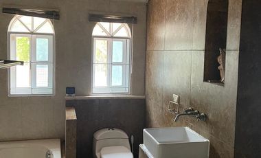 EN RENTA/ VENTA CASA DE 5 RECAMARAS SIN MUEBLES  EN COL TILA