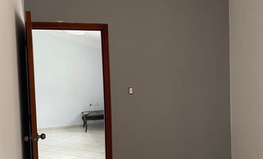 EN RENTA/ VENTA CASA DE 5 RECAMARAS SIN MUEBLES  EN COL TILA