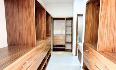 PREVENTA Residencia con recámara en planta baja y jardín en fraccionamiento privado
