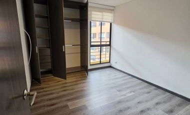 CHIA CON ADMINISTRACION RENTO APARTAMENTO 100 METROS VENTILADO ILUMINADO 3 HAITACIONES, 2 PARQUEADEROS, 1 DEPOSITO