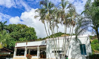 ALQUILER DE FINCA EN FLORIDABLANCA SANTANDER FINCA LAS FLORES RESERVAS AL3007879457 LLAMANOS..