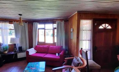 Vendo linda casa emplazada en terreno de 5000 “ Cerro Colorado