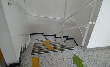 EDIFICIO ESQUINERO MULTIPROPOSITO- CHAPINERO