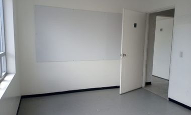 EDIFICIO ESQUINERO MULTIPROPOSITO- CHAPINERO