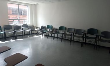 EDIFICIO ESQUINERO MULTIPROPOSITO- CHAPINERO