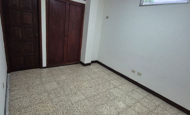 Departamento en Alquiler Sector San Marino, 3 Habitaciones, 2 Baños, Norte de Guayaquil.