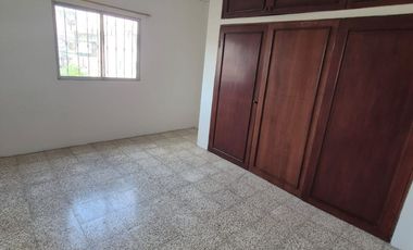 Departamento en Alquiler Sector San Marino, 3 Habitaciones, 2 Baños, Norte de Guayaquil.