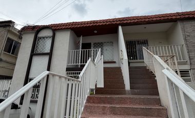 Renta de departamento Col. Brisas