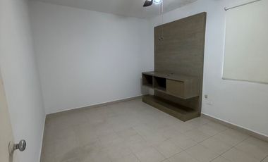 Renta de departamento Col. Brisas