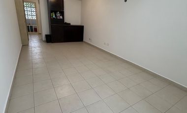 Renta de departamento Col. Brisas