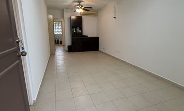 Renta de departamento Col. Brisas