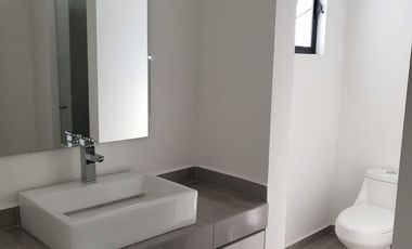 RENTA CASA NUEVA COLINAS DE JURIQUILLA QUER