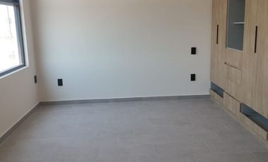 Casa Nueva en Renta Terrasoles. A 17 minutos del Aeropuerto de Querétaro.