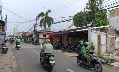 DIJUAL/DISEWAKAN CEPAT TANAH KOMERSIAL SIAP BANGUN , LOKASI SANGAT STRATEGIS DI PINGGIR JALAN RAYA UTAMA  JOE KELAPA III JAGAKARSA - JAKARTA SELATAN