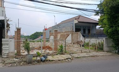 DIJUAL/DISEWAKAN CEPAT TANAH KOMERSIAL SIAP BANGUN , LOKASI SANGAT STRATEGIS DI PINGGIR JALAN RAYA UTAMA  JOE KELAPA III JAGAKARSA - JAKARTA SELATAN