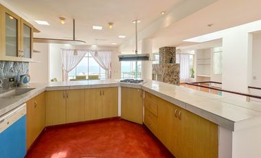 VENTA DE EXCLUSIVA CASA DE PLAYA AMOBLADA EN CONDOMINIO LOMAS DEL MAR – KM 121.5 PANAMERICANA SUR