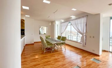 VENTA DE EXCLUSIVA CASA DE PLAYA AMOBLADA EN CONDOMINIO LOMAS DEL MAR – KM 121.5 PANAMERICANA SUR
