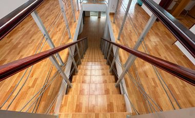 VENTA DE EXCLUSIVA CASA DE PLAYA AMOBLADA EN CONDOMINIO LOMAS DEL MAR – KM 121.5 PANAMERICANA SUR