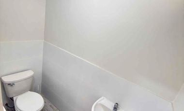 Alquilo Local Comercial de 115 M2 en Jesús María CZ