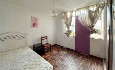OPORTUNIDAD!!! Casa en Venta, 3 pisos + azotea con Piscina y Cochera en San Miguel