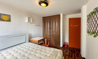 OPORTUNIDAD!!! Casa en Venta, 3 pisos + azotea con Piscina y Cochera en San Miguel