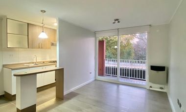 DEPARTAMENTO EN ARRIENDO 2 DORMITORIOS 2 BAÑOS. EN CONDOMINIO PRIVADO
